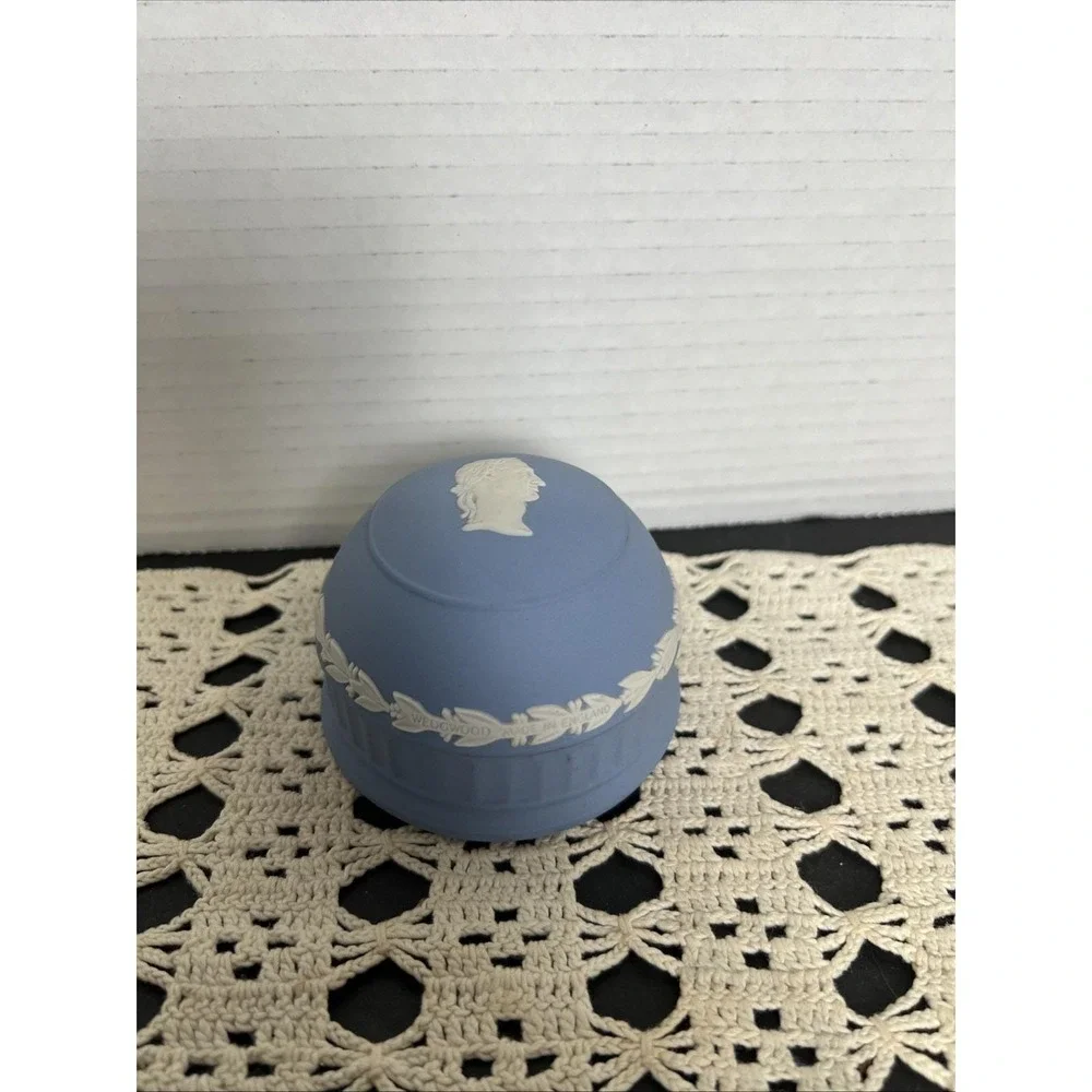 Wedgwood jasperware blue